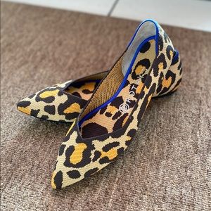 Rothy’s Big Cat Points